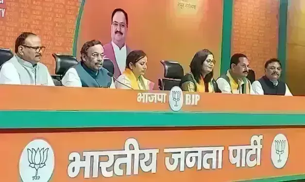 उप्र में बसपा को झटका, सांसद संगीता आजाद भाजपा में शामिल