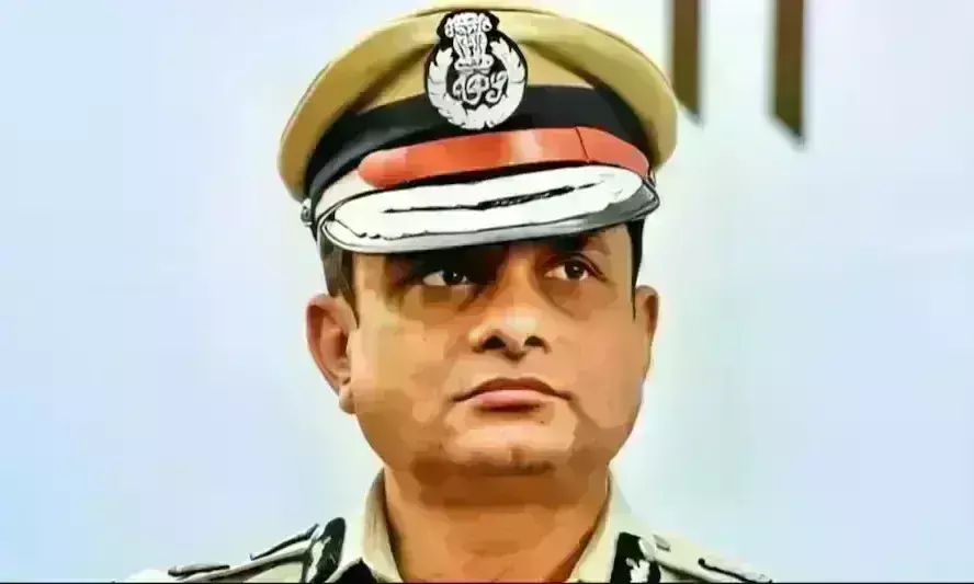 लोकसभा चुनाव से पहले निर्वाचन आयोग का बड़ा एक्शन, बंगाल के DGP समेत 6 राज्यों के गृहसचिव हटाए
