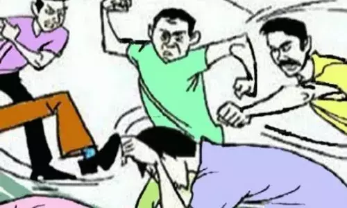 ग्वालियर में रंगबाजों ने भाईयों को पीटा, कार व तीन ऑटो में की तोडफ़ोड़