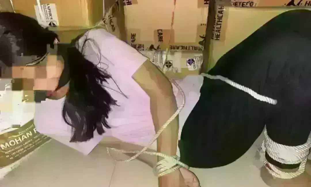 शिवपुरी की छात्रा का कोटा में अपहरण, बदमाशों ने फोटो भेज मांगी 30 लाख की फिरौती शिवपुरी की छात्रा का कोटा में अपहरण, बदमाशों ने फोटो भेज मांगी 30 लाख की फिरौती