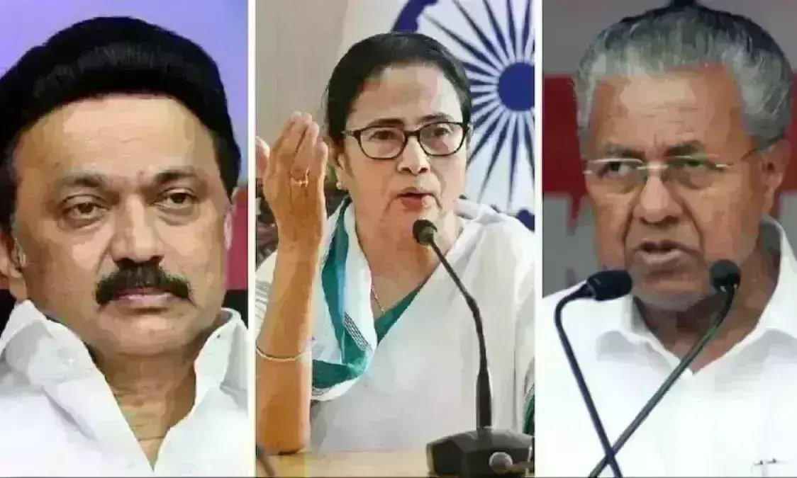 केजरीवाल की गिरफ्तारी पर राजनीति गर्माई, केरल-तमिलनाडु-बंगाल के सीएम ने की निंदा केजरीवाल की गिरफ्तारी पर राजनीति गर्माई, केरल-तमिलनाडु-बंगाल के सीएम ने की निंदा