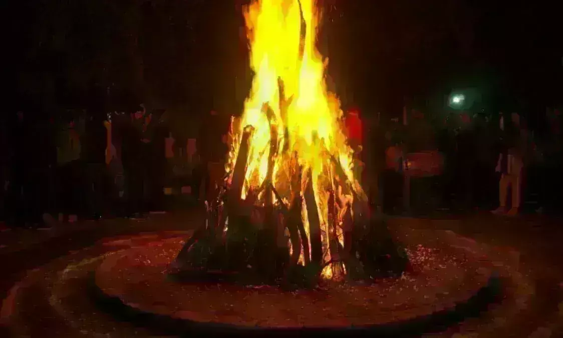 उज्जैन में होगा प्रदेश का पहला होलिका दहन, ओरछा में गर्भगृह से बाहर आएंगे राजा राम