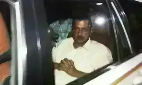 केजरीवाल की गिरफ्तारी के खिलाफ बड़े आंदोलन की तैयारी, रामलीला मैदान में रैली करेगा I.N.D.I.A केजरीवाल की गिरफ्तारी के खिलाफ बड़े आंदोलन की तैयारी, रामलीला मैदान में रैली करेगा I.N.D.I.A