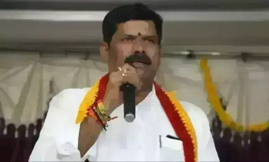 कर्नाटक के मंत्री का विवादित बयान, कोई छात्र मोदी-मोदी के नारे लगाए तो उसे थप्पड़ मारो