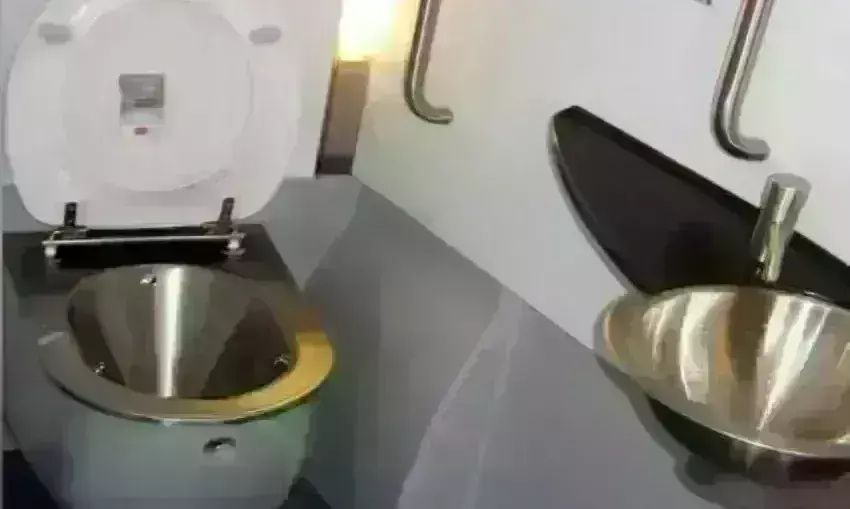 रेलवे का स्वच्छ वातावरण प्रदान करने का प्रयास, ट्रेनों में लगे बायो वैक्यूम टॉयलेट रेलवे का स्वच्छ वातावरण प्रदान करने का प्रयास, ट्रेनों में लगे बायो वैक्यूम टॉयलेट