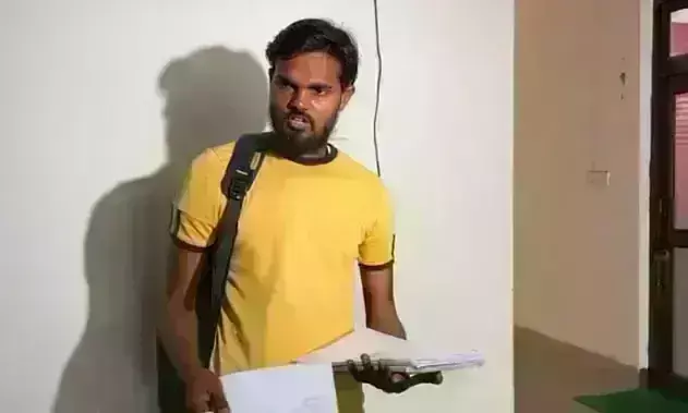 पैन कार्ड से 46 करोड़ के लेनदेन का मामला, पीडि़त छात्र मानसिक परेशान, बोला नक्शे में देखा मुम्बई पैन कार्ड से 46 करोड़ के लेनदेन का मामला, पीडि़त छात्र मानसिक परेशान, बोला नक्शे में देखा मुम्बई