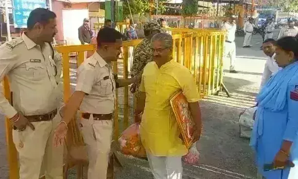 भोजशाला में 12वें दिन ASI का सर्वे जारी, हिंदू समाज ने किया हनुमान चालीसा का पाठ