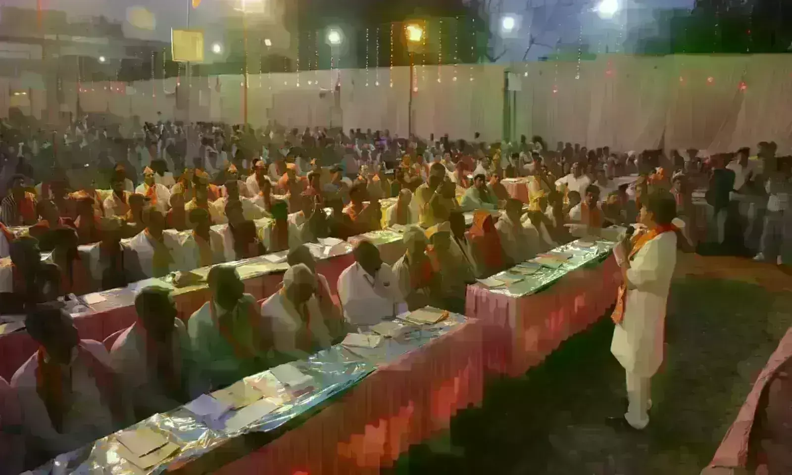 ज्योतिरादित्य सिंधिया ने कार्यकर्ताओं संग की बैठक, कहा - 400 पार के लक्ष्य के लिए जुट जाएं ज्योतिरादित्य सिंधिया ने कार्यकर्ताओं संग की बैठक, कहा - 400 पार के लक्ष्य के लिए जुट जाएं