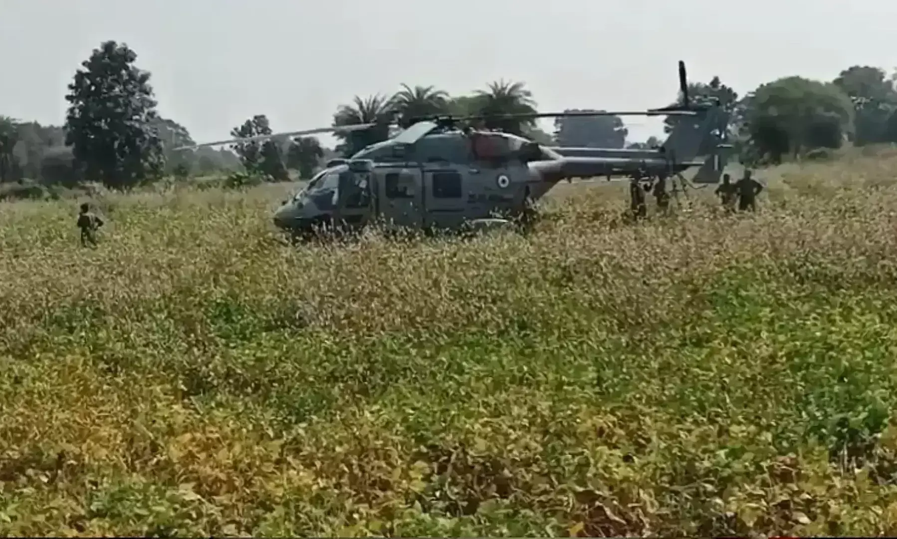 वायुसेना के हेलीकॉप्टर में आई तकनीकी खराबी, लद्दाख में इमरजेंसी लैंडिंग