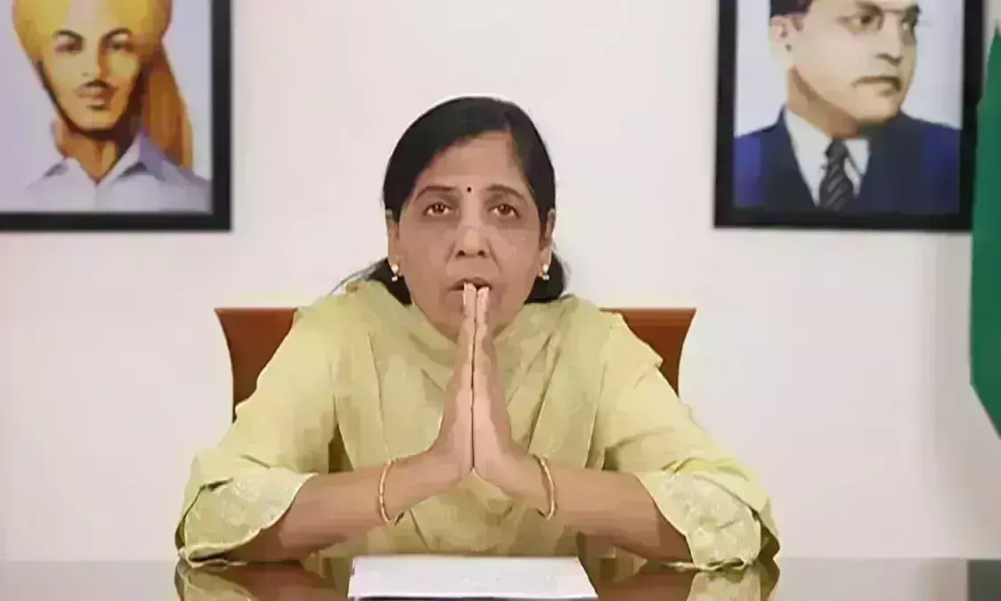 अरविंद केजरीवाल ने विधायकों को जेल से भेजा संदेश, पत्नी सुनीता ने पढ़ा अरविंद केजरीवाल ने विधायकों को जेल से भेजा संदेश, पत्नी सुनीता ने पढ़ा