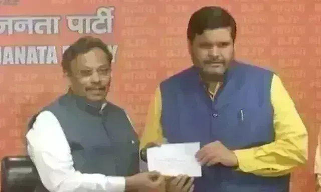 कांग्रेस छोड़ गौरव वल्लभ भाजपा में शामिल, कहा - सनातन विरोधी नारे नहीं लगा सकता