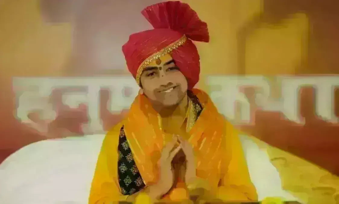 बागेश्वर धाम के पीठाधीश्वर धीरेन्द्र शास्त्री के खिलाफ लखनऊ में FIR, लगा ये...आरोप