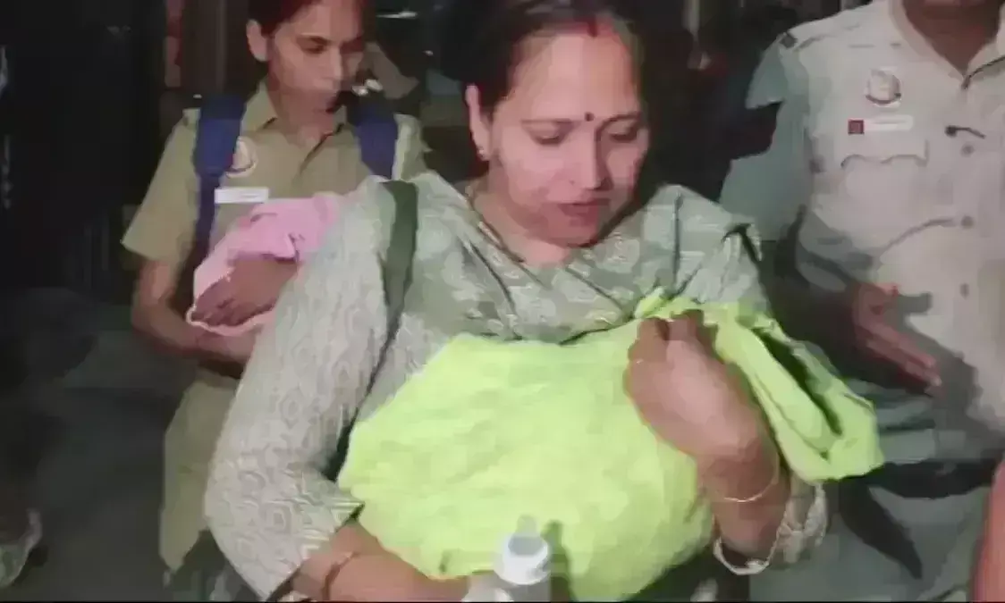 दिल्ली में बच्चा चोर गैंग का खुलासा, CBI ने 7 तस्करों को गिरफ्तार कर 3 शिशुओं को बचाया