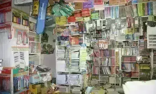 ग्वालियर में DEO का आदेश, अभिभावक जितनी कॉपी किताबें मांगे उतनी ही दें