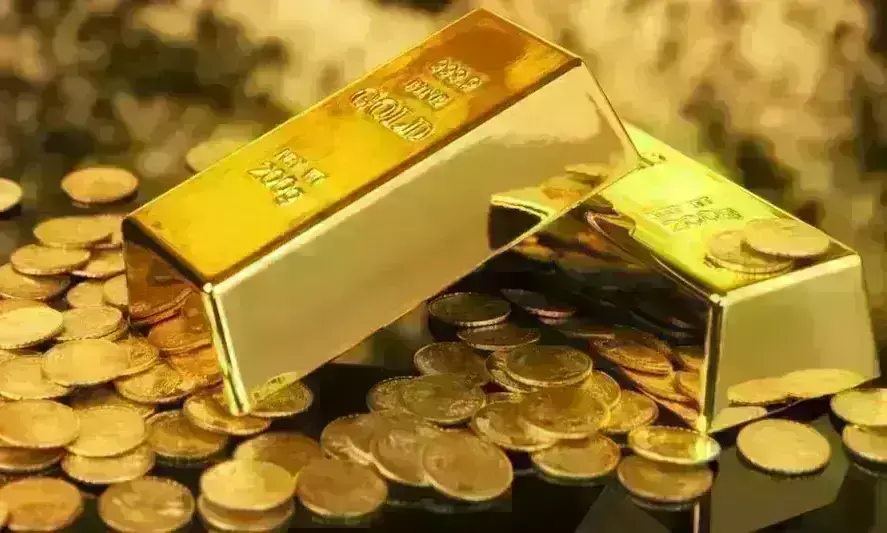 सर्राफा बाजार में तेजी, सोना 72 हजार के पार