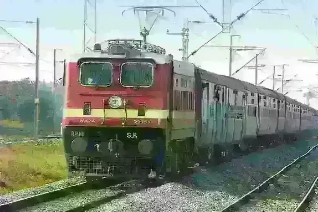 अमरनाथ-चारधाम के लिए ट्रेनों में सीटें नहीं, 5 हजार से ज्यादा श्रद्धालु जाएंगे अमरनाथ