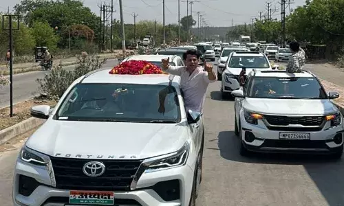 नवनियुक्त युवा प्रदेश अध्यक्ष मितेन्द्र दर्शन सिंह पर काफिला निकालने पर FIR