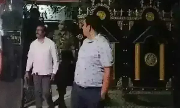 ED ने झामुमो के चार नेताओं को गिरफ्तार किया, कोर्ट ने न्यायिक हिरासत में भेजा ED ने झामुमो के चार नेताओं को गिरफ्तार किया, कोर्ट ने न्यायिक हिरासत में भेजा