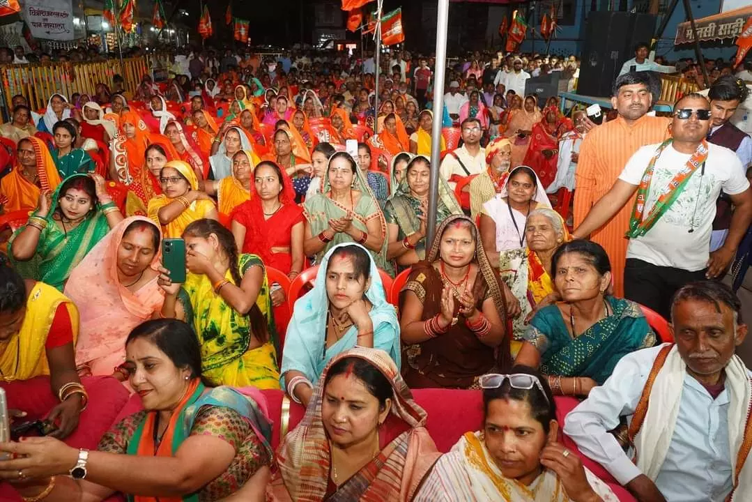 पूर्व सीएम शिवराज ने सतना लोकसभा क्षेत्र में की ताबड़तोड़ सभाएं, मैहर में हुआ रोड शो