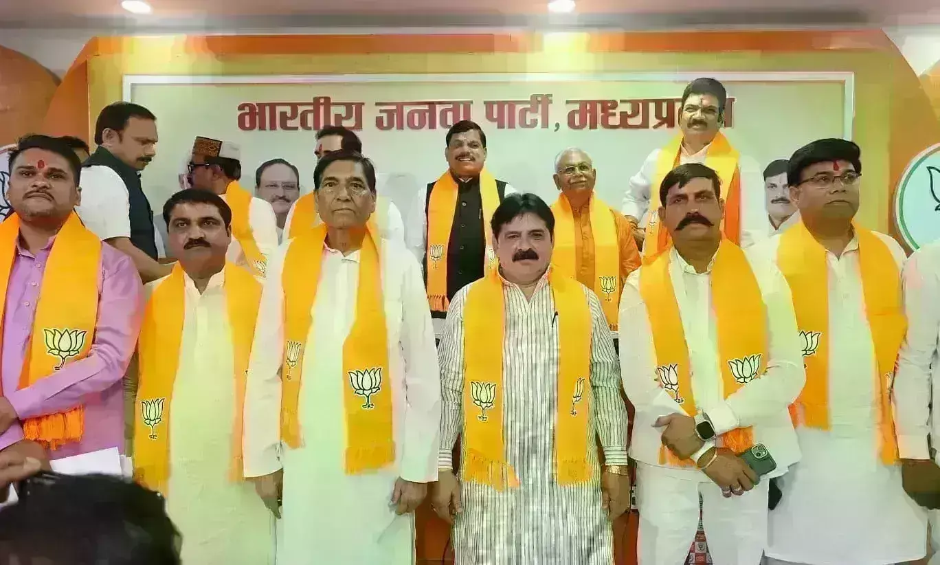 शिवपुरी में कांग्रेस को बड़ा झटका लगा, भाजपा में शामिल हुए पूर्व विधायक हरि बल्लभ शुक्ला