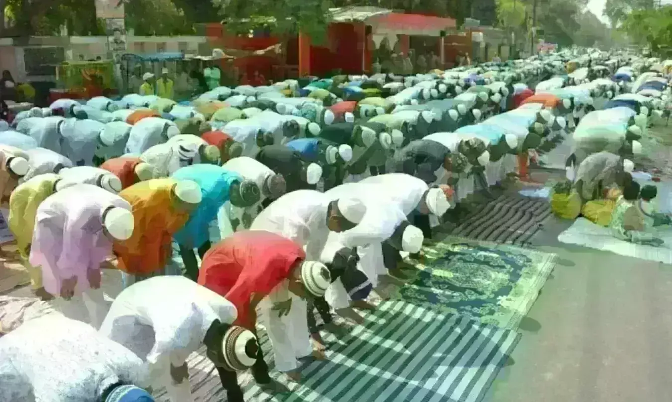 कर्नाटक में कांग्रेस सरकार ने सभी मुसलमानों को दिया OBC आरक्षण, पिछड़ा आयोग ने उठाए सवाल कर्नाटक में कांग्रेस सरकार ने सभी मुसलमानों को दिया OBC आरक्षण, पिछड़ा आयोग ने उठाए सवाल