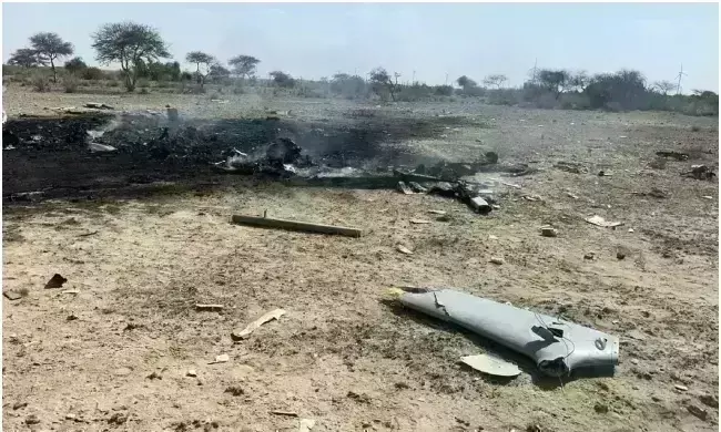 भारतीय वायुसेना का टोही विमान जैसलमेर में क्रैश, बॉर्डर पर कर रहा था निगरानी