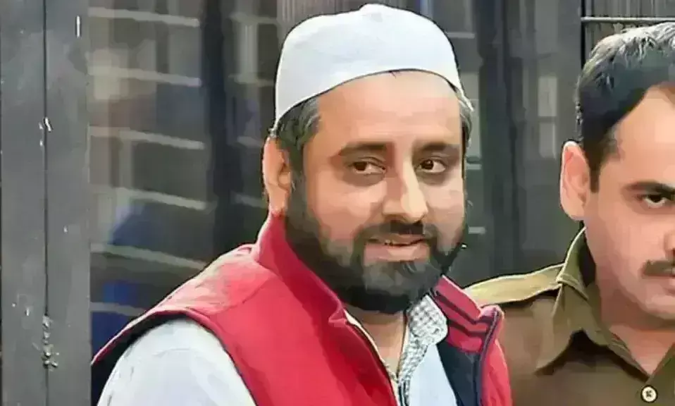 दिल्ली वक्फ बोर्ड केस में आप नेता अमानतुल्लाह खान को मिली जमानत, ED के सामने नहीं हुए थे पेश दिल्ली वक्फ बोर्ड केस में आप नेता अमानतुल्लाह खान को मिली जमानत, ED के सामने नहीं हुए थे पेश