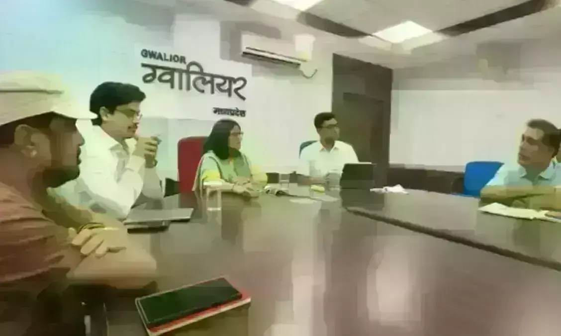 ग्वालियर में घर-घर पहुंचेगा वोट डालने का बुलौआ, मतदान प्रतिशत बढ़ाने के लिये बनी विशेष रणनीति