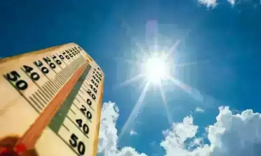 मई में आग उगलेगा सूरज, पारा पहुंचेगा 47 डिग्री के पार, तपेंगे राजधानी समेत कई जिले मई में आग उगलेगा सूरज, पारा पहुंचेगा 47 डिग्री के पार, तपेंगे राजधानी समेत कई जिले