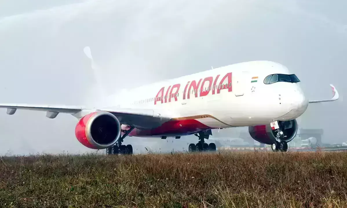 Air India Express के 200 क्रू मेंबर्स छुट्टी पर गए, व्यवस्था चरमराई, 70 से ज्यादा उड़ानें रद्द