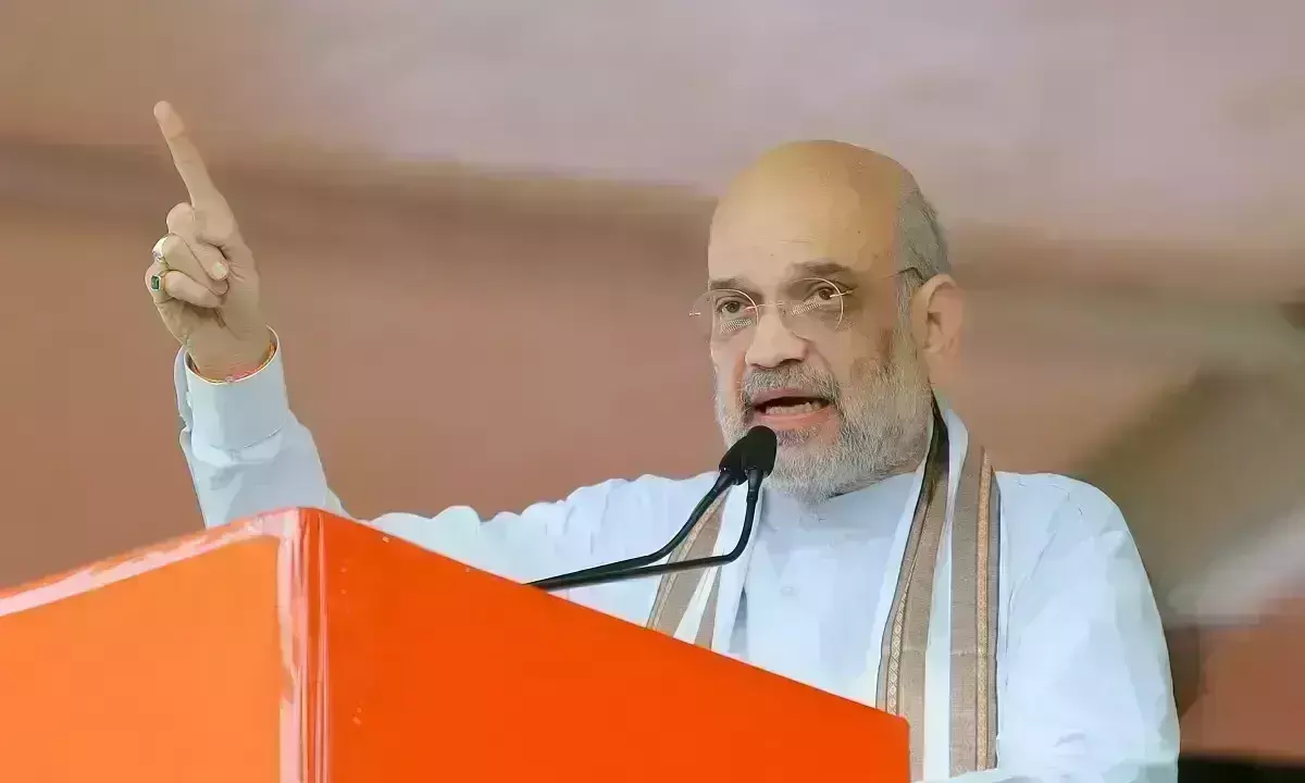 उप्र में विपक्ष पर बरसे अमित शाह, कहा - सनातन का अपमान सपा व इंडी गठबंधन की पहचान