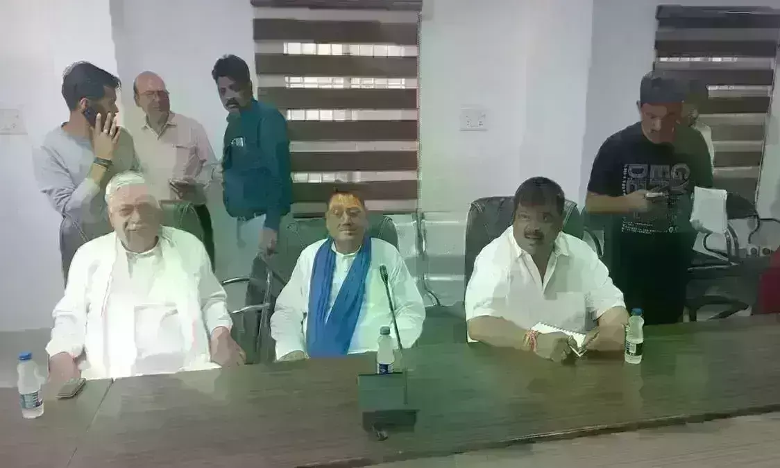 मुरैना में मतदान के बीच भाजपा-कांग्रेस के प्रत्याशी नजरबंद, जानिए क्या है कारण