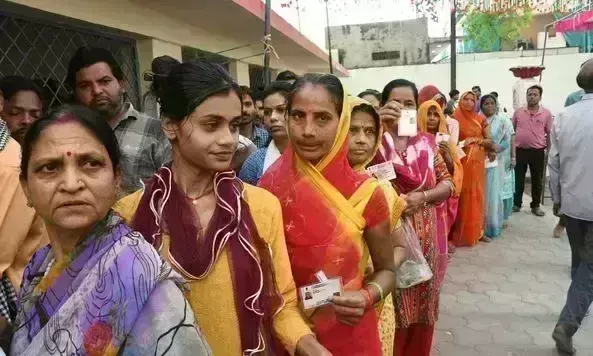 मप्र में शाम 6 बजे तक  66.12 प्रतिशत मतदान हुआ, राजगढ़ में सबसे ज्यादा 72.99%, भिंड में सबसे कम 52.91%