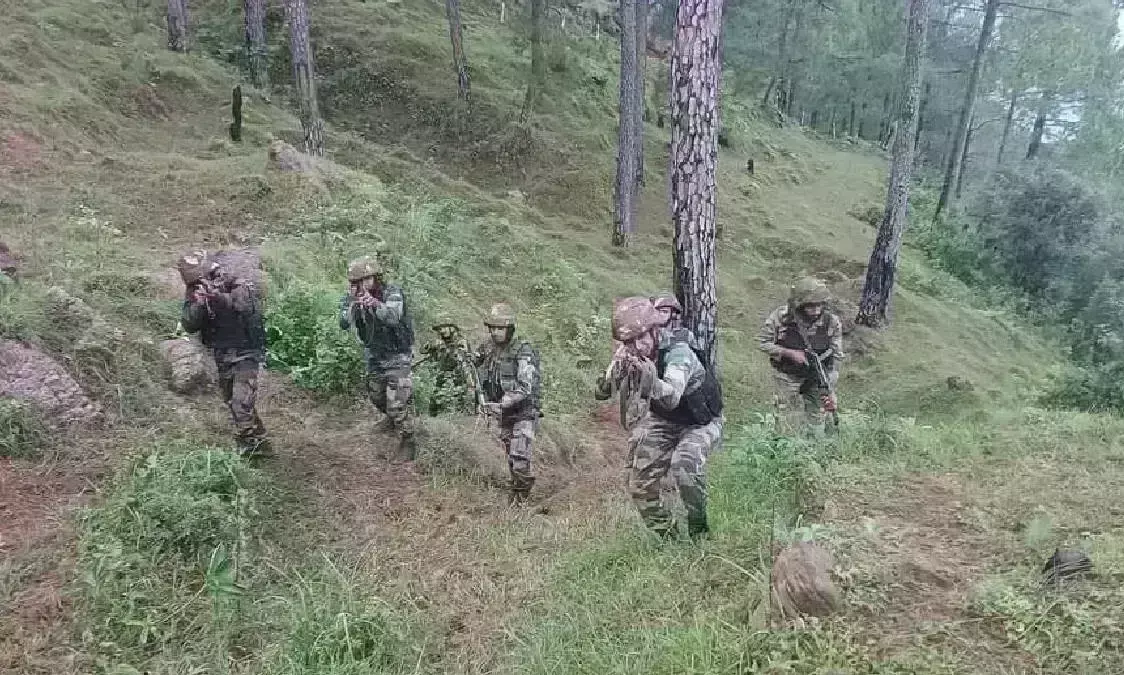 कुलगाम में 40 घंटे बाद खत्म हुई मुठभेड़, 3 आतंकी मारे गए