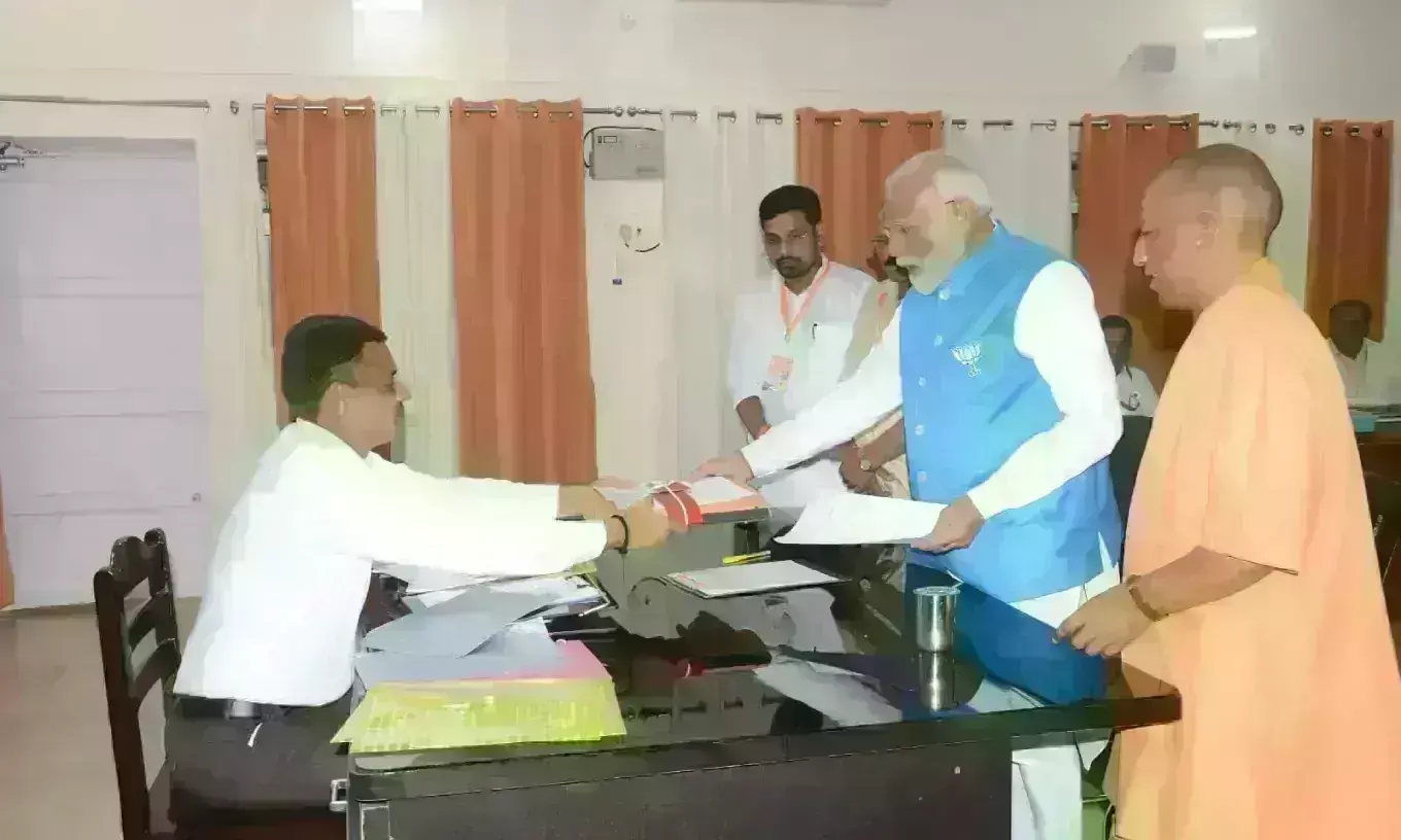 राष्ट्रीय एकात्मता और सामाजिक समरसता के संदेश के बीच नरेंद्र मोदी ने किया काशी से तीसरी बार नामांकन