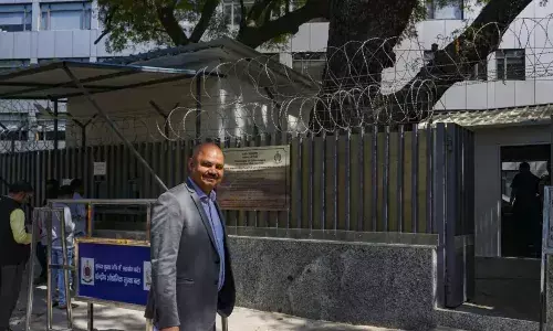 Swati Maliwal Case: जानिए कौन है अरविंद केजरीवाल के पीए बिभव कुमार जिस पर लगा है स्वाति मालीवाल को मार पीटने का आरोप....