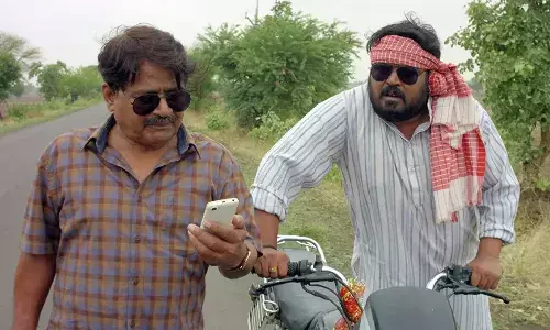 कौन हैं Panchayat के पहलाद चा, सच्‍ची कहानी सुनकर हैरान रह जाएंगे आप?