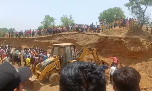 Jabalpur News: जबलपुर में रेत की खदान धंसने से 3 लोगों की मौत, 3 घायल और 1 लापता