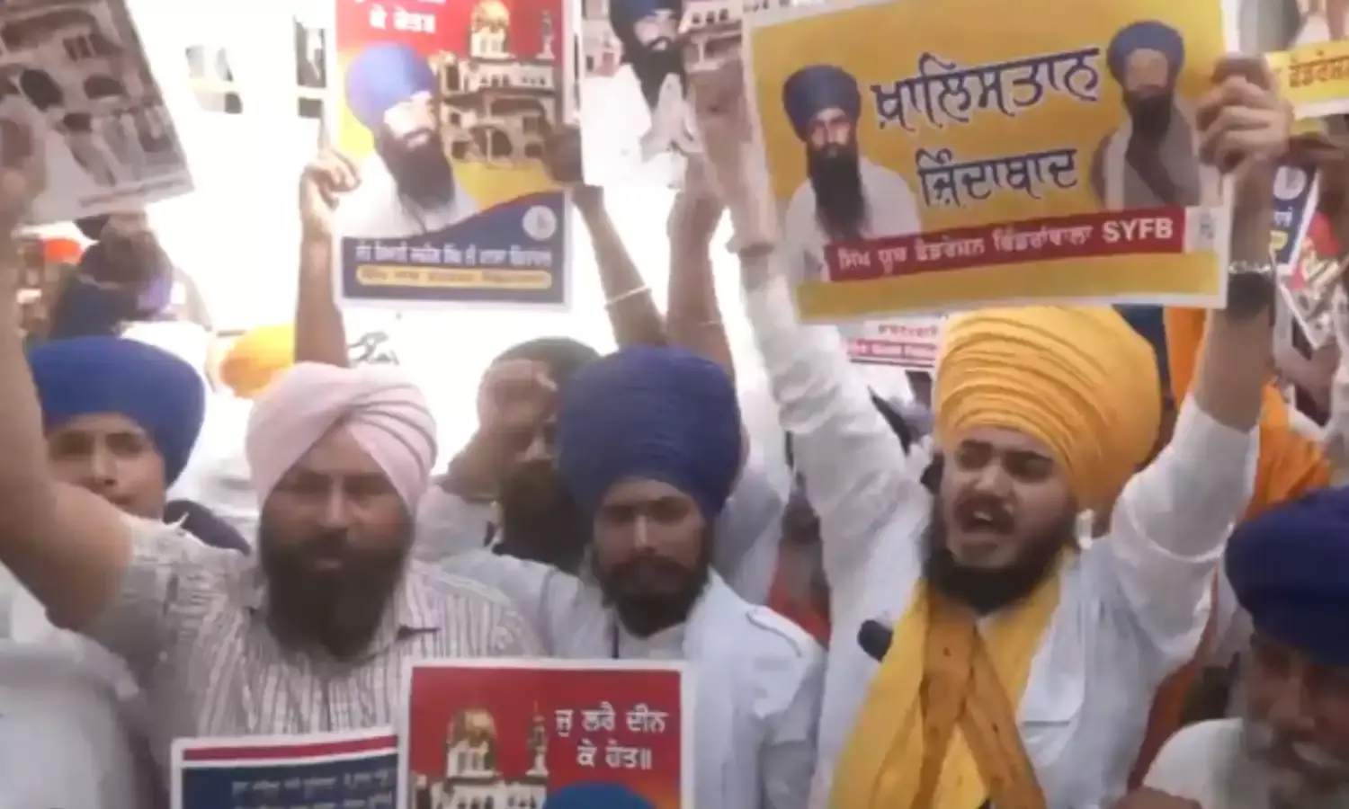 ऑपरेशन ब्लू स्टार 40वीं बरसी : भिंडरावाले के पोस्टर लगाकर स्वर्ण मंदिर में लगे खालिस्तान समर्थक नारे
