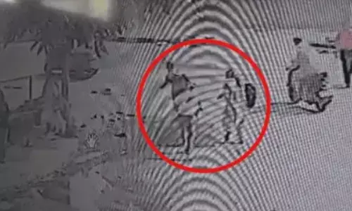 मोहाली में प्रेम प्रसंग के चलते युवक ने दिन दहाड़े की महिला की हत्या, रोड पर तलवार से काटता रहा शरीर