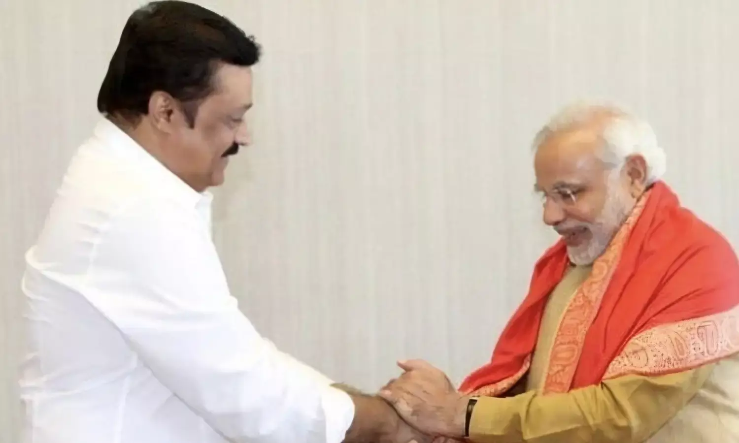 Suresh Gopi Minister : सुरेश गोपी ने तोड़ी चुप्पी, कहा - मंत्रिपरिषद से इस्तीफा देने जा रहा... Suresh Gopi Minister : सुरेश गोपी ने तोड़ी चुप्पी, कहा - मंत्रिपरिषद से इस्तीफा देने जा रहा...