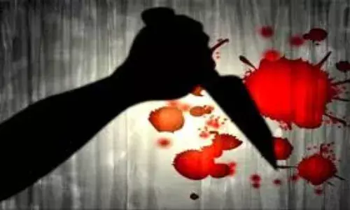 Jabalpur News: पहले अपनी पत्नी को उतारा मौत के घाट, फिर खुद को भी पहुंचाया नुकसान, बच्चे को भी दी सजा, जानें पूरा मामला