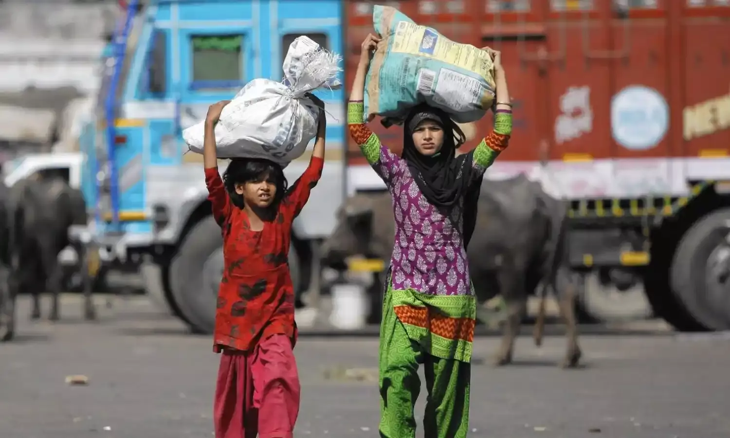 Anti-child Labour Operation: मासूम बच्‍चों से 12 - 14 घंटे काम करवा रहीं थीं, रायसेन जिले की ये फैक्ट्रियां, जानिए पूरा मामला