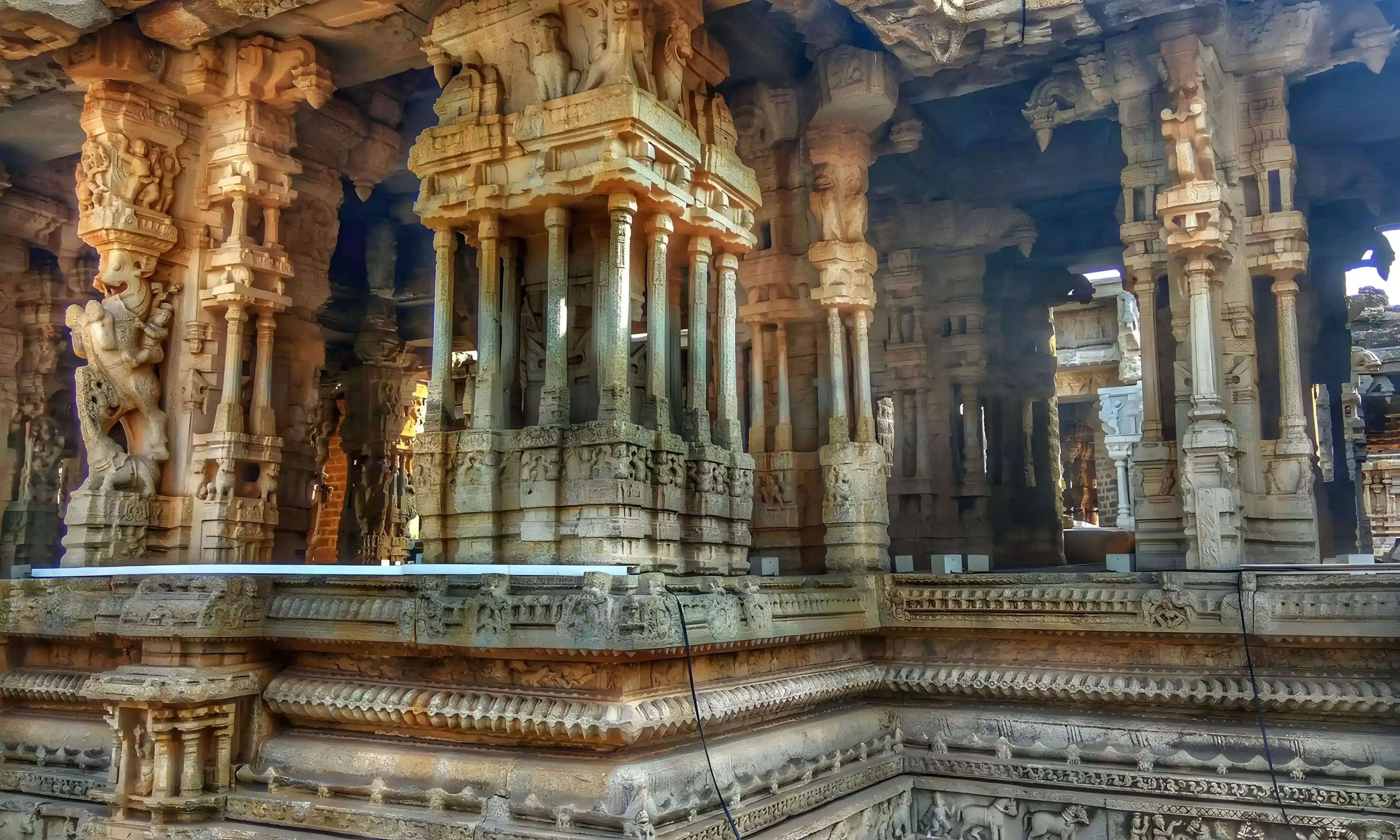 Musical Pillars Temple: भारत का एक ऐसा मंदिर, यहां पत्थर में भी बोलते हैं सुर, जानें खासियत
