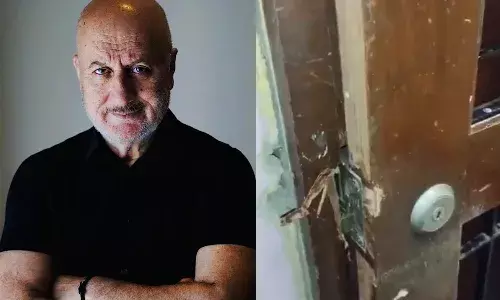 अनुपम खेर