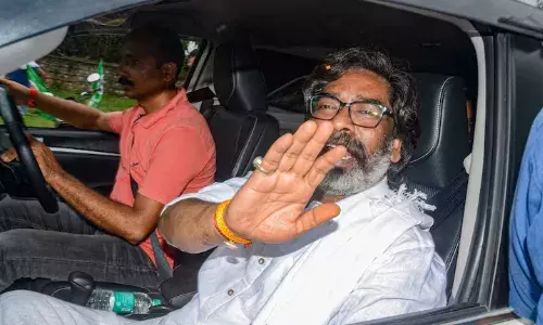 Hemant Soren Bail: हेमंत सोरेन 5 महीने बाद जेल से हुए रिहा, इस मामले में हेमंत सोरेन को किया गया गिरफ्तार