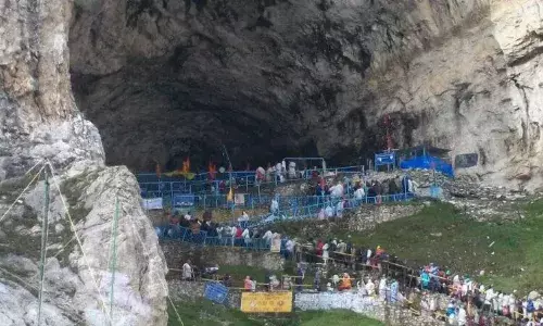 Amarnath Yatra 2024: आज से शुरू हुई अमरनाथ यात्रा, बाबा बर्फानी के दर्शन करने निकले भक्त, यात्री 3,880 मीटर की ऊंचाई पर बाबा बर्फानी के दर्शन करेंगे