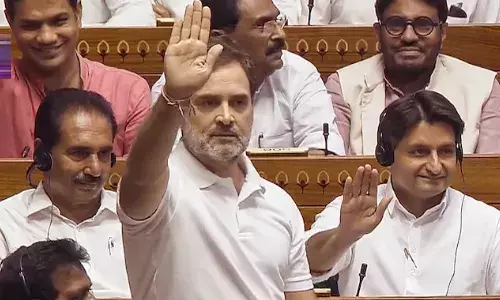 इस्लाम में अभय मुद्रा का जिक्र नहीं, राहुल गांधी दुरुस्त करें बयान - मुस्लिम पक्ष की नेता प्रतिपक्ष को सलाह