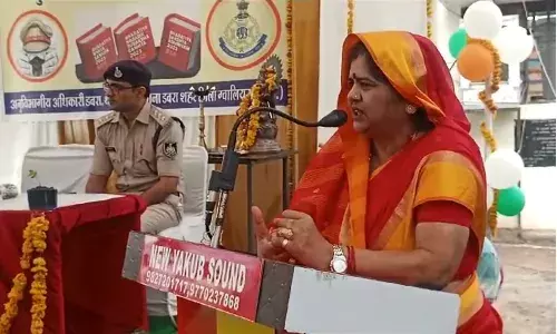 Gwalior News: पुलिस की कथित पक्षपात कार्रवाई पर भड़की इमरती देवी, जजों के सामने ही कह डाली ये बात, देखें वीडियो