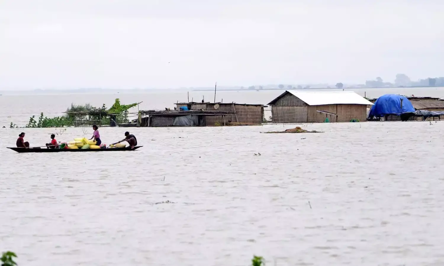 Assam Flood: असम में बाढ़ की स्थिति गंभीर, 29 जिलों में 62 लोगों की हुई मौत,करीब 21.13 लाख लोग प्रभावित Assam Flood: असम में बाढ़ की स्थिति गंभीर, 29 जिलों में 62 लोगों की हुई मौत,करीब 21.13 लाख लोग प्रभावित